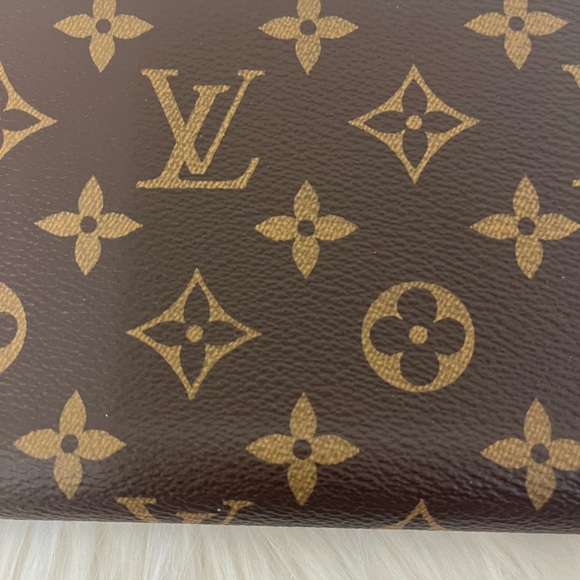 Louis Vuitton Zippy Wallet NWT - Picture 12 of 16